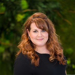Image of Lindsey Henry